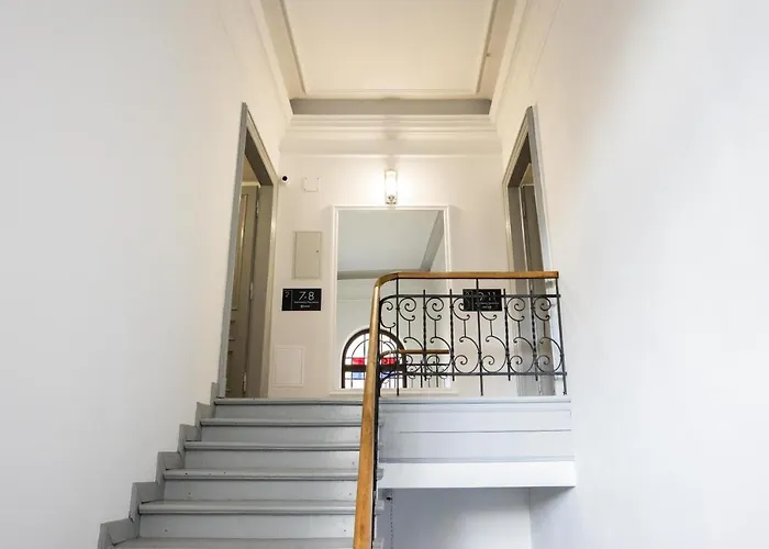 Cracwow K8 No.8 Apartment